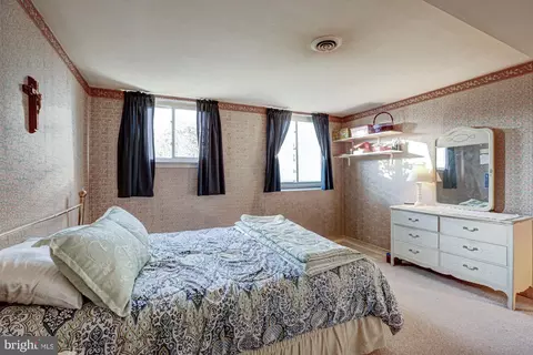 Bedroom - 121 Sonant Dr, Newark, DE 19713 photo 17 of 19