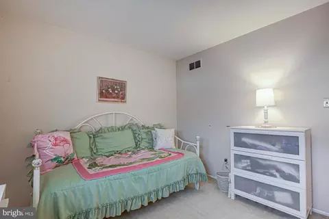 Bedroom - 121 Sonant Dr, Newark, DE 19713 photo 3 of 19