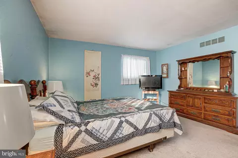 Bedroom - 121 Sonant Dr, Newark, DE 19713 photo 7 of 19