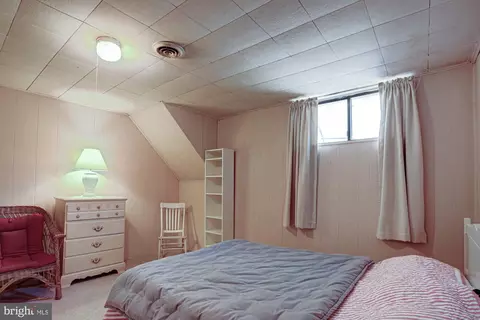 Bedroom - 121 Sonant Dr, Newark, DE 19713 photo 12 of 19