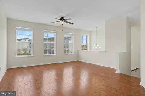Living - 150 Jenny Dr, Bear, DE 19701 photo 1 of 3