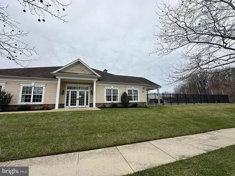 16 Compass Rose Way, Newark, DE 19702