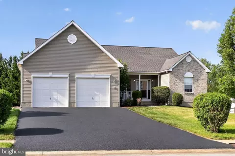 Exterior - 5 Basalt St, Townsend, DE 19734 photo 3 of 4
