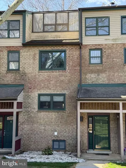 3 Paladin Dr, Wilmington, DE 19802