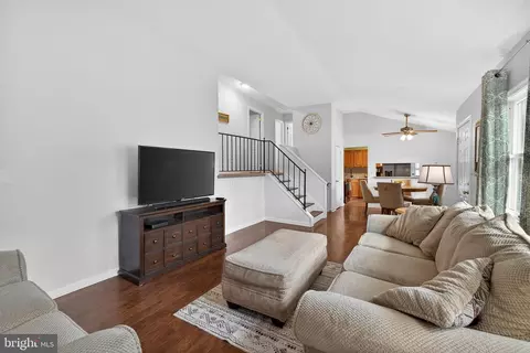 Other - 64 W Stephen Dr, Newark, DE 19713 photo 4 of 11
