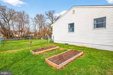Other - 64 W Stephen Dr, Newark, DE 19713 photo 10 of 11