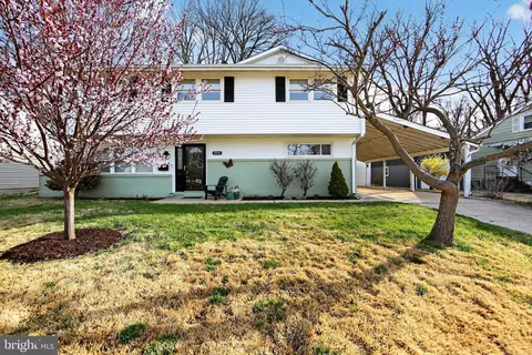 2016 Wildwood Dr, Wilmington, DE 19805