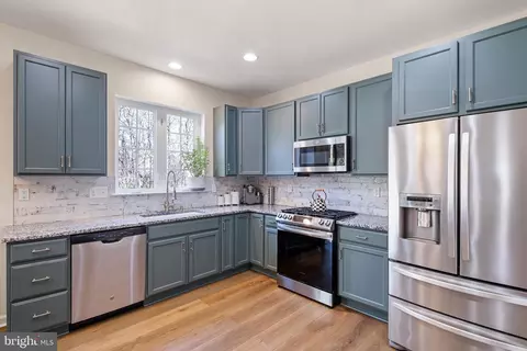 Kitchen - 332 Watchgate Way, Townsend, DE 19734 photo 1 of 2