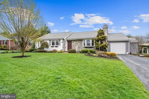47 Paschall Rd, Wilmington, DE 19803