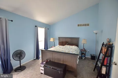 Bedroom - 602 Heatherfield Dr, Bear, DE 19701 photo 1 of 4