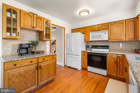 Kitchen - 4 Hawkins Ct, Bear, DE 19701 photo 4 of 5