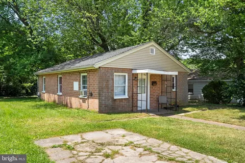 410 Anderson Dr, Wilmington, DE 19801
