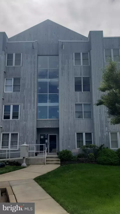 5215 Le Parc Dr #2, Wilmington, DE 19809