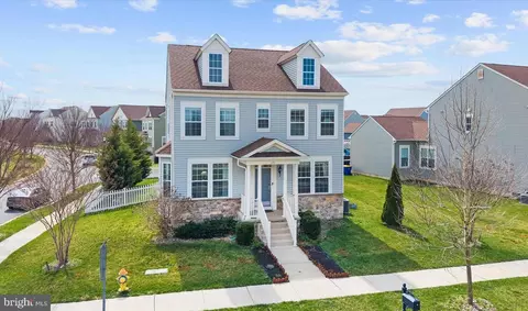 215 N Bayberry Pkwy, Middletown, DE 19709