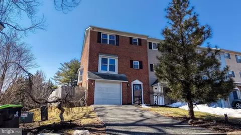 15 Ingrid Ct, Wilmington, DE 19808