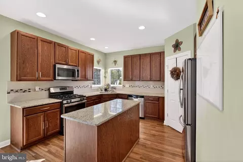 Kitchen - 419 Bergenia Loop, Bear, DE 19701 photo 1 of 4