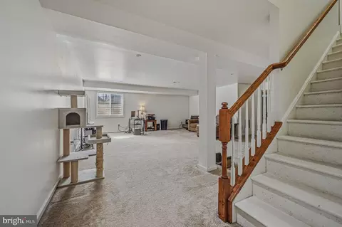 Entry Way - 515 Hambleton Ln, Newark, DE 19702 photo 5 of 5