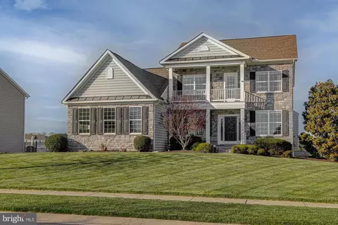 310 Price Dr, Middletown, DE 19709