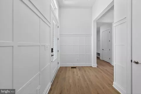Entry Way - 1618 Jaymes Cir, Middletown, DE 19709 photo 2 of 11