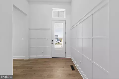 Entry Way - 1618 Jaymes Cir, Middletown, DE 19709 photo 1 of 11