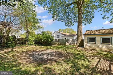 Exterior - 20 Dorsey Ln, Bear, DE 19701 photo 3 of 4