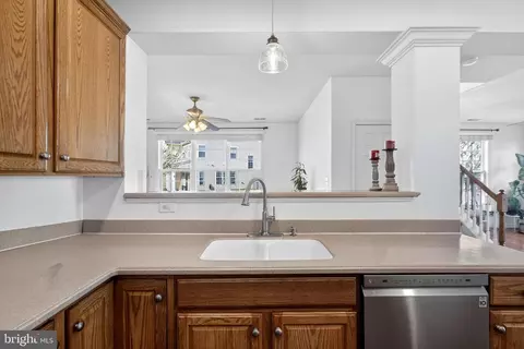 Kitchen - 24 Springfield Cir, Middletown, DE 19709 photo 4 of 4