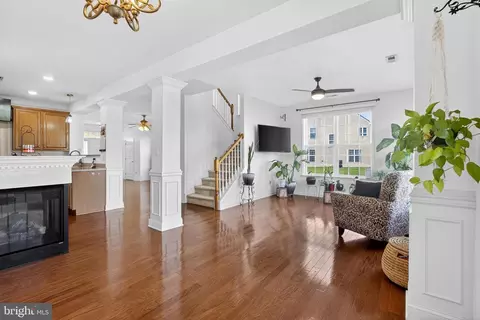 Entry Way - 24 Springfield Cir, Middletown, DE 19709 photo 2 of 14