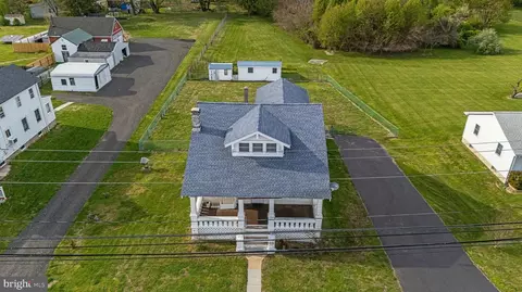 135 Main St, Townsend, DE 19734