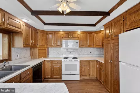 Kitchen - 135 Main St, Townsend, DE 19734 photo 1 of 3