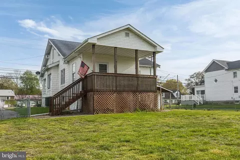 Exterior - 135 Main St, Townsend, DE 19734 photo 7 of 8