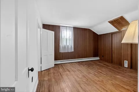 Bedroom - 135 Main St, Townsend, DE 19734 photo 1 of 5