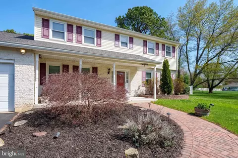 Exterior - 109 Pigeon Run Dr, Bear, DE 19701 photo 2 of 10