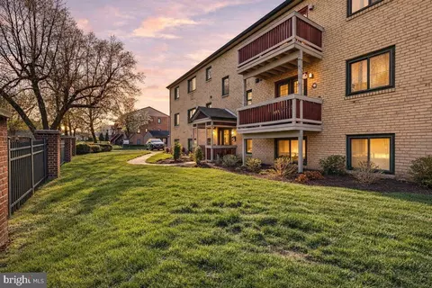 7303 Pleasant Ct #7303, Wilmington, DE 19802
