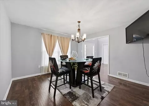 Dining - 125 Hannum Dr, Bear, DE 19701 photo 2 of 2