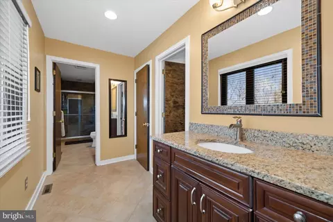 Entry Way - 2 Running Brook Ln, Newark, DE 19711 photo 2 of 2