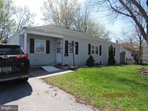 17 Lea Rd, New Castle, DE 19720