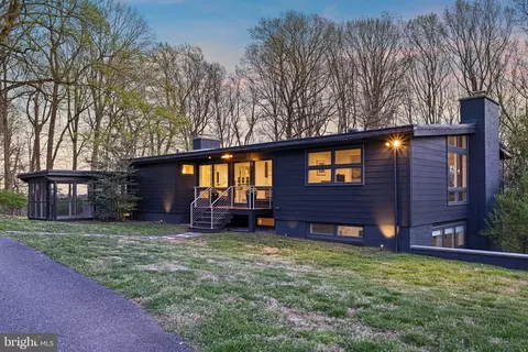 112 S Spring Valley Rd, Wilmington, DE 19807