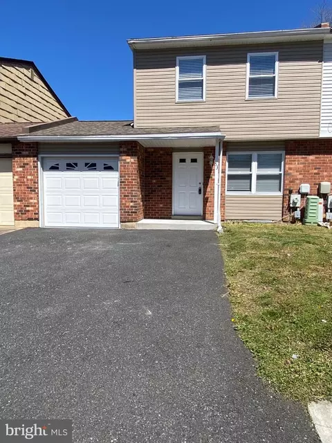 Exterior - 53 Bradley Dr, Newark, DE 19702 photo 4 of 4