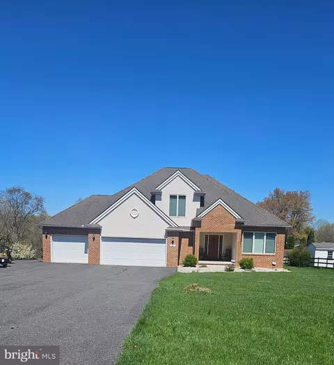 38 Drexel Dr, Newark, DE 19711