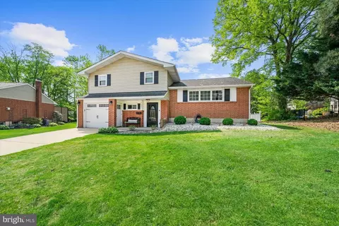 2201 Jamaica Dr, Wilmington, DE 19810