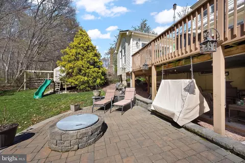 Exterior - 418 Vanier Dr, Newark, DE 19711 photo 9 of 17