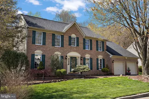 418 Vanier Dr, Newark, DE 19711