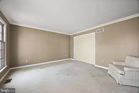 Living - 418 Vanier Dr, Newark, DE 19711 photo 1 of 5