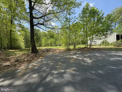 Exterior - 174 Pine Tree Rd, Townsend, DE 19734 photo 3 of 25
