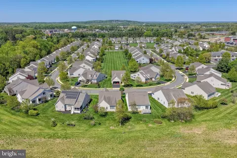 View/Area - 29 Devalinder Dr, Newark, DE 19702 photo 1 of 6
