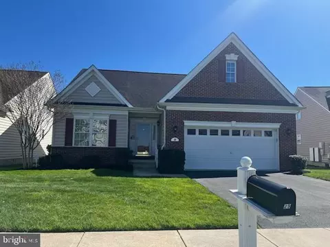 29 Devalinder Dr, Newark, DE 19702