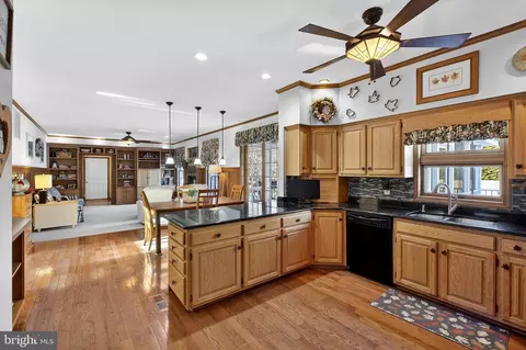 Kitchen - 657 Vance Neck Rd, Middletown, DE 19709 photo 1 of 3
