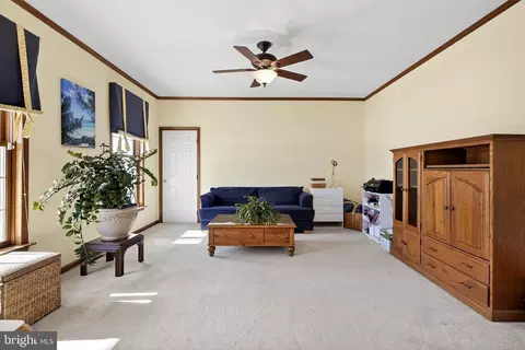 Living - 657 Vance Neck Rd, Middletown, DE 19709 photo 1 of 3