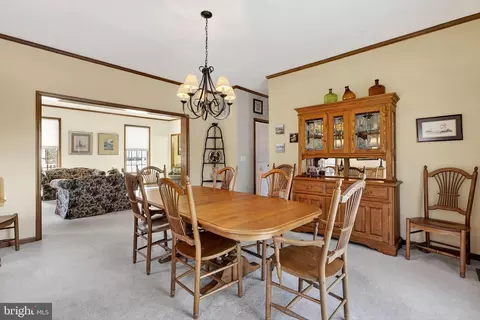 Dining - 657 Vance Neck Rd, Middletown, DE 19709 photo 2 of 6