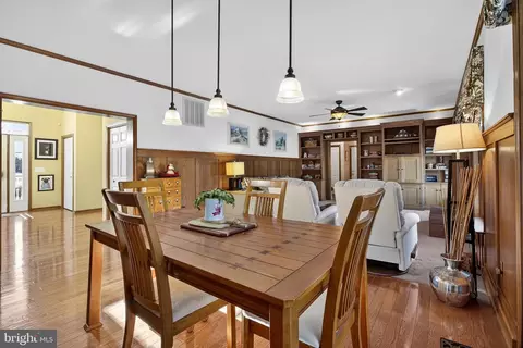 Dining - 657 Vance Neck Rd, Middletown, DE 19709 photo 5 of 6
